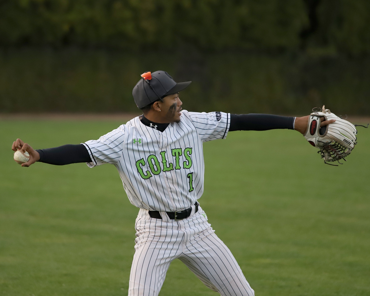 Colts Sweep Sheridan